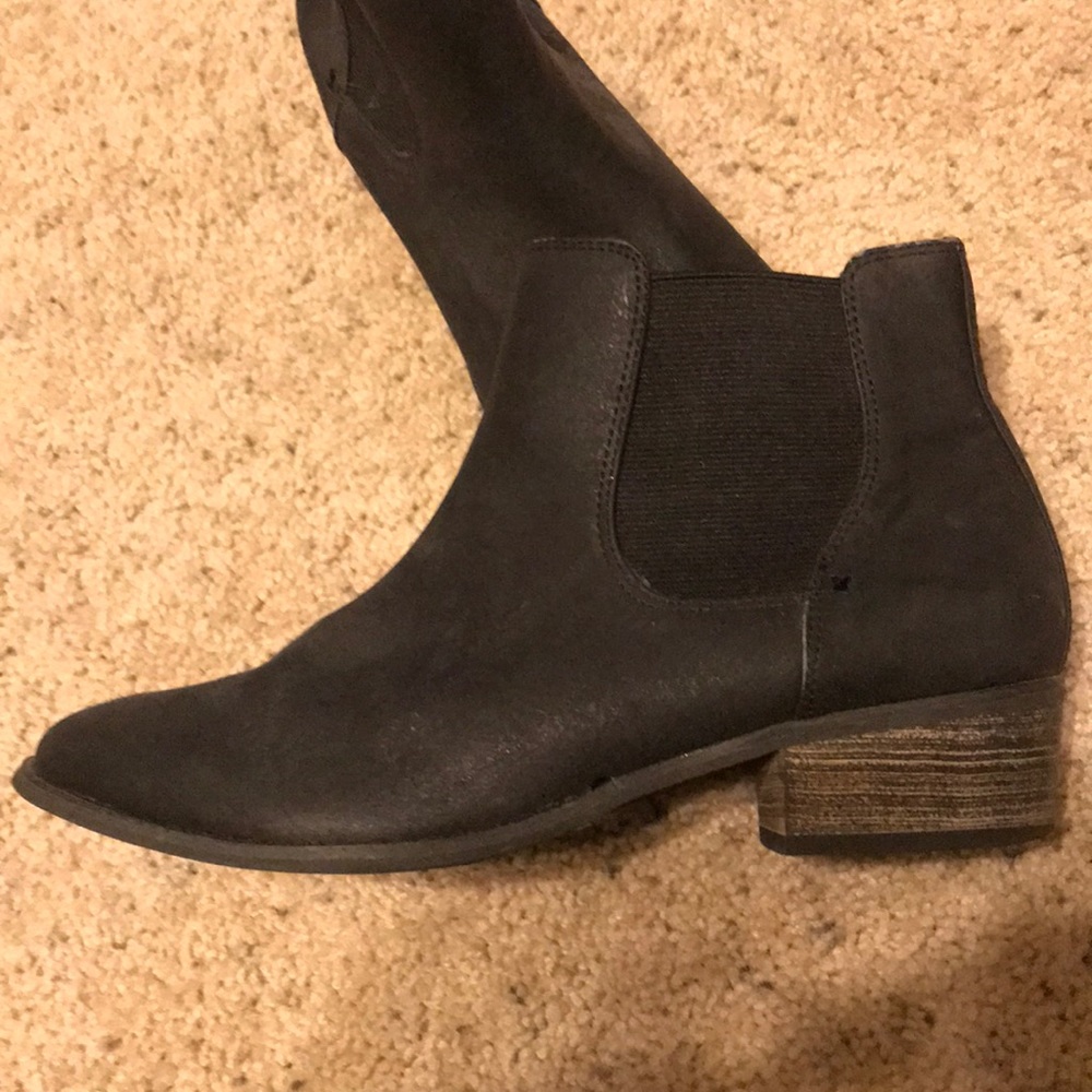 Black booties